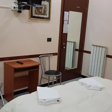 Modena فندق جنوة